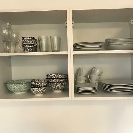 An Der Uniklinik, Apartment Mit Eigener Kueche Und Renoviertem Badezimmer, Zentrale Lage Homburg  Bagian luar foto