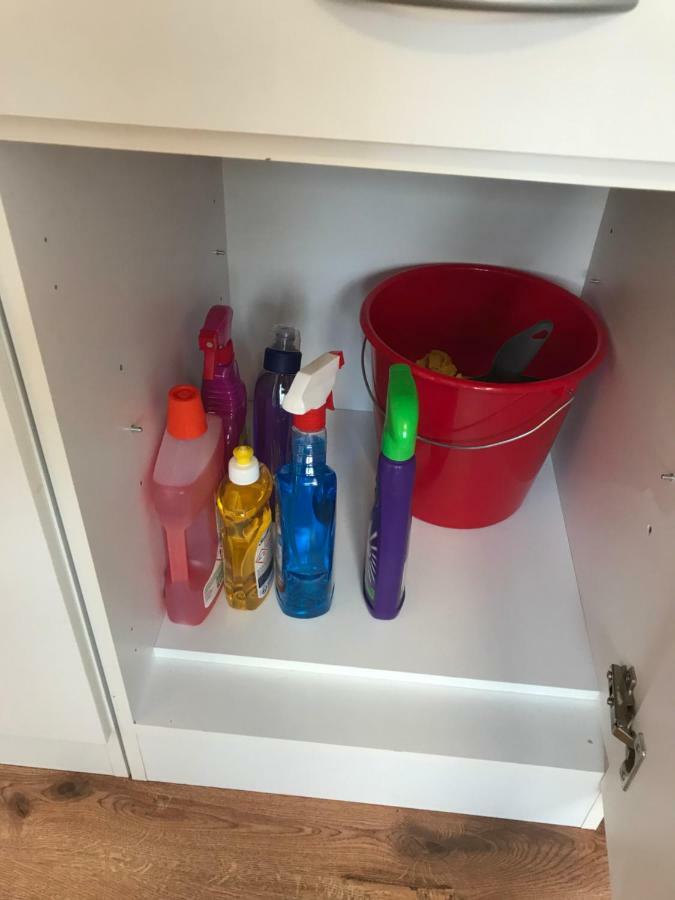 An Der Uniklinik, Apartment Mit Eigener Kueche Und Renoviertem Badezimmer, Zentrale Lage Homburg  Bagian luar foto